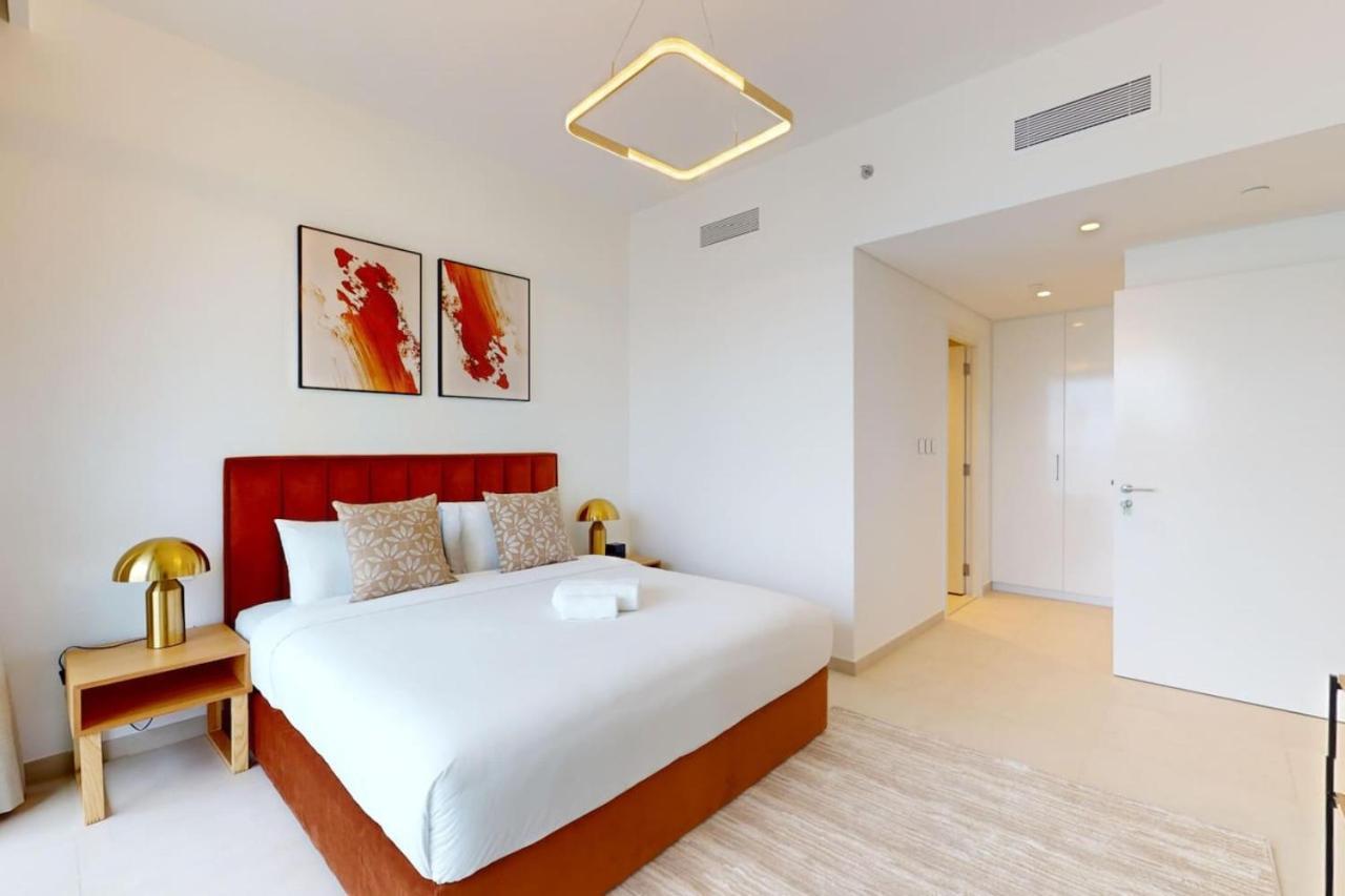 Apartment Downtown Views 2 - Incredible Two Bedroom
