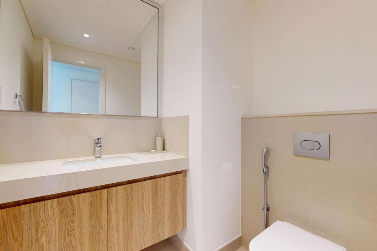 Downtown Views 2 - Incredible Two Bedroom Apartment Dubai