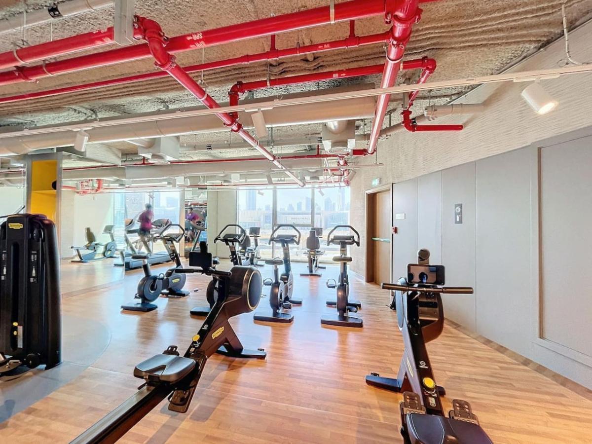 Apartment Downtown Views 2 - Incredible Two Bedroom Dubai